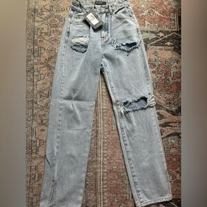 PrettyLittleThing light blue wash jeans